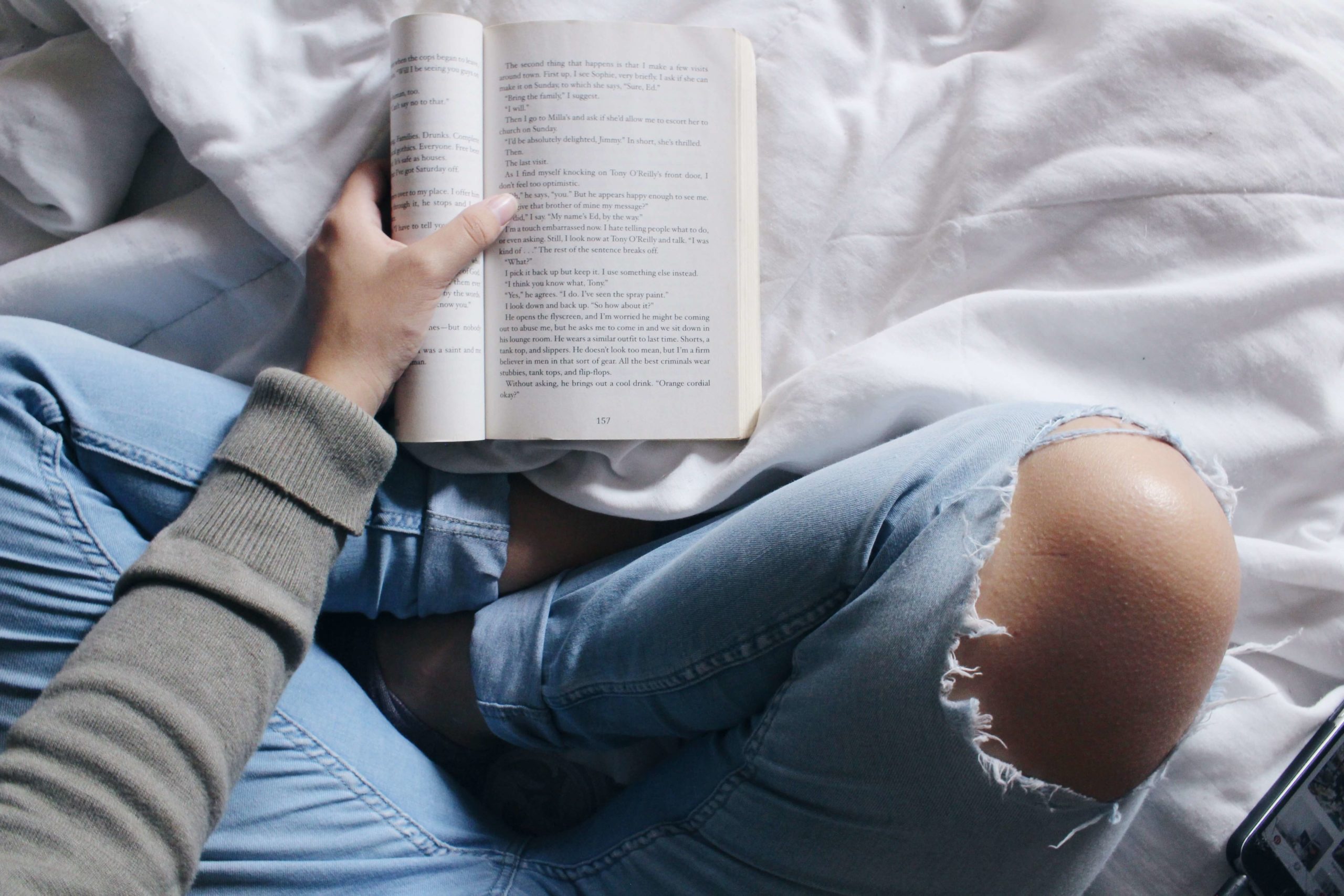 reading to help feel less depressed